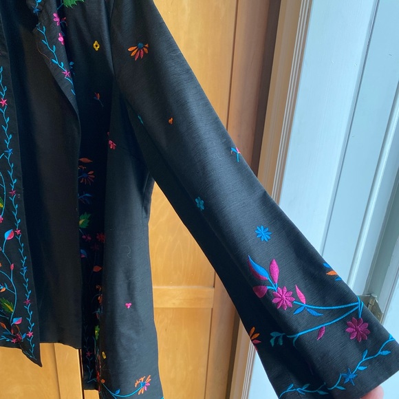 NWOT SILK LAND fully-lined embroidered silk jacket. - Picture 9 of 10
